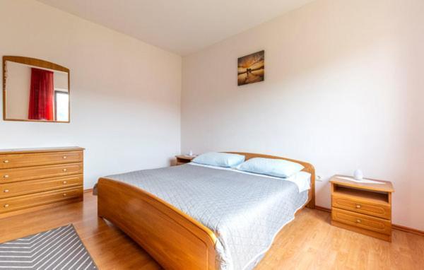 Apartman Ante Apartment Zvecanje Екстериор снимка